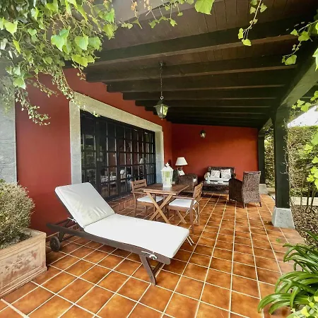 Dom wakacyjny Castanin Jardin, Calma Y Llanes A 5 Min Pancar