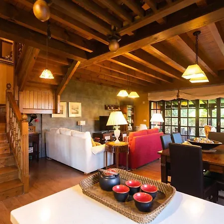 Castanin Jardin, Calma Y Llanes A 5 Min Feriehus